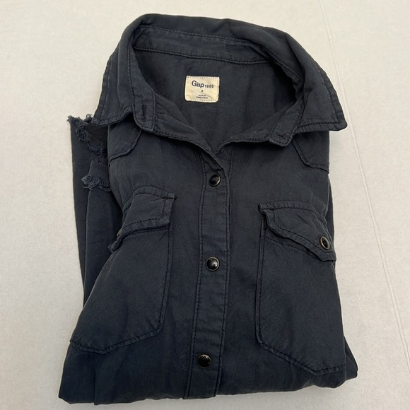 GAP COTTON WESTERN BUTTON DOWN TOP SIZE SMALL - Picture 15 of 16